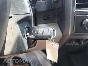 2020 Ford Super Duty F-250 XLT Crew Cab Medium Bed - miniatura 8