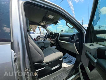 2020 Ford Super Duty F-250 XLT Crew Cab Medium Bed – miniatura 18