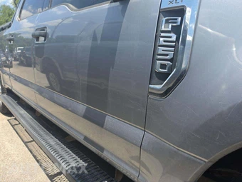 2020 Ford Super Duty F-250 XLT Crew Cab Medium Bed – miniatura 27