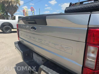 2020 Ford Super Duty F-250 XLT Crew Cab Medium Bed – miniatura 31