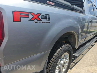 2020 Ford Super Duty F-250 XLT Crew Cab Medium Bed – miniatura 32