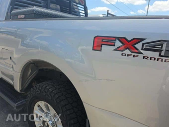 2020 Ford Super Duty F-250 XLT Crew Cab Medium Bed – miniatura 34