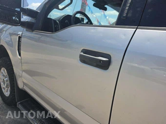 2020 Ford Super Duty F-250 XLT Crew Cab Medium Bed – miniatura 36