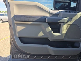 2020 Ford Super Duty F-250 XLT Crew Cab Medium Bed - miniatura 9