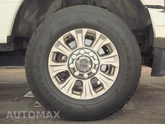 2020 Ford Super Duty F-250 XLT Crew Cab Medium Bed - miniatura 10