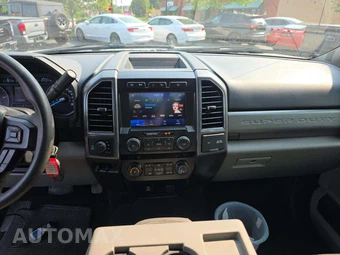 2020 Ford Super Duty F-250 XLT Crew Cab Medium Bed - miniatura 10