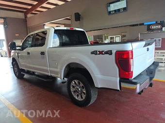 2020 Ford Super Duty F-250 XLT Crew Cab Medium Bed - miniatura 6
