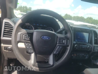 2020 Ford Super Duty F-250 XLT Crew Cab Medium Bed - miniatura 10