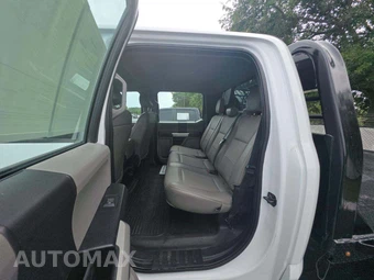 2020 Ford Super Duty F-350 Cab Chassis XL Crew Cab - miniatura 10