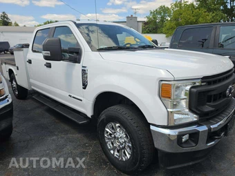 2020 Ford Super Duty F-350 Cab Chassis XL Crew Cab - miniatura 4