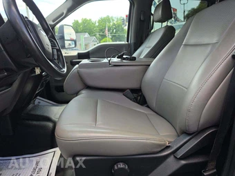2020 Ford Super Duty F-350 Cab Chassis XL Crew Cab - miniatura 6