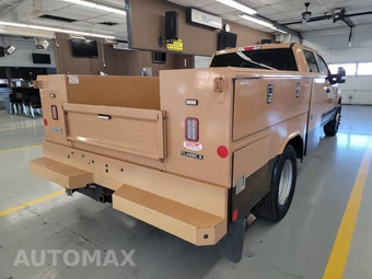2020 Ford Super Duty F-350 Cab Chassis XL Crew Cab DRW - miniatura 4