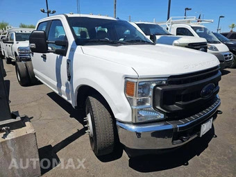 2020 Ford Super Duty F-350 Cab Chassis XL Crew Cab DRW - miniatura 33