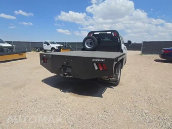 2020 Ford Super Duty F-350 Cab Chassis XL Extended Cab w/Rear Doors DRW