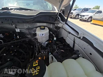 2020 Ford Super Duty F-350 Cab Chassis XL Extended Cab w/Rear Doors DRW - miniatura 22