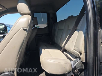 2020 Ford Super Duty F-350 Cab Chassis XL Extended Cab w/Rear Doors DRW - miniatura 13