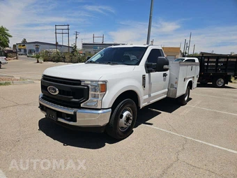 2020 Ford Super Duty F-350 Cab Chassis XL Regular Cab DRW