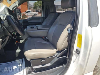2020 Ford Super Duty F-350 Cab Chassis XL Regular Cab DRW - miniatura 6