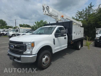 2020 Ford Super Duty F-350 Cab Chassis XL Regular Cab DRW