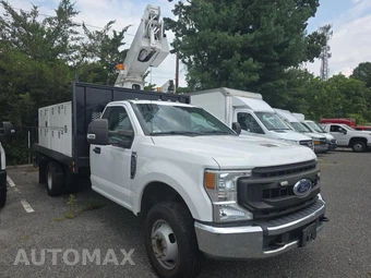 2020 Ford Super Duty F-350 Cab Chassis XL Regular Cab DRW - miniatura 3