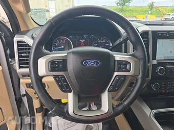 2020 Ford Super Duty F-350 Lariat Crew Cab Long Bed - miniatura 16