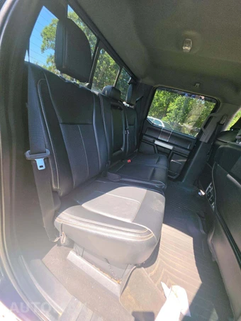 2020 Ford Super Duty F-350 Lariat Crew Cab Long Bed - miniatura 16