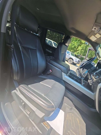 2020 Ford Super Duty F-350 Lariat Crew Cab Long Bed - miniatura 18