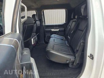 2020 Ford Super Duty F-350 Lariat Crew Cab Long Bed DRW - miniatura 13