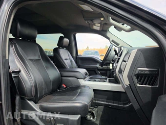 2020 Ford Super Duty F-350 Lariat Crew Cab Long Bed DRW - miniatura 18