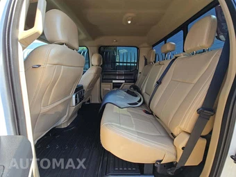 2020 Ford Super Duty F-350 Lariat Crew Cab Medium Bed - miniatura 13