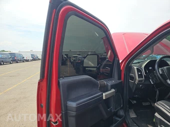 2020 Ford Super Duty F-350 Lariat Crew Cab Medium Bed - miniatura 9