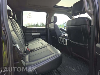2020 Ford Super Duty F-350 Lariat Crew Cab Medium Bed - miniatura 16