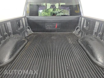 2020 Ford Super Duty F-350 Lariat Crew Cab Medium Bed - miniatura 17