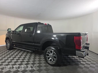 2020 Ford Super Duty F-350 Lariat Crew Cab Medium Bed - miniatura 6