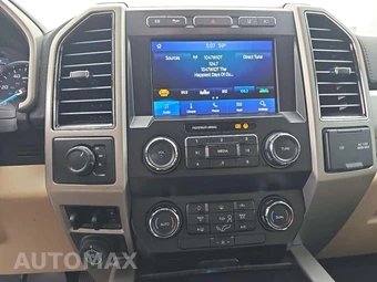 2020 Ford Super Duty F-350 Lariat Crew Cab Medium Bed - miniatura 7
