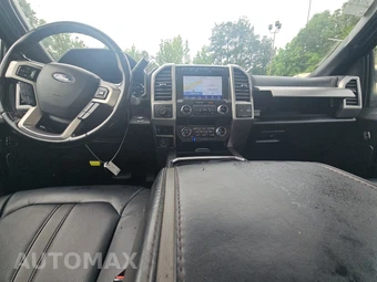 2020 Ford Super Duty F-350 Platinum Crew Cab Long Bed DRW - miniatura 11