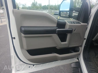 2020 Ford Super Duty F-350 XL Crew Cab Long Bed - miniatura 9