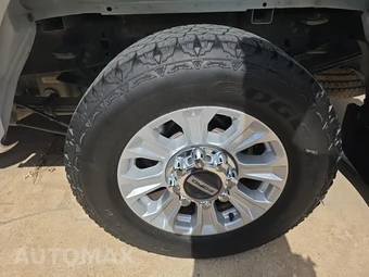 2020 Ford Super Duty F-350 XL Crew Cab Medium Bed - miniatura 11