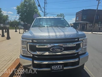 2020 Ford Super Duty F-350 XLT Crew Cab Medium Bed - miniatura 2