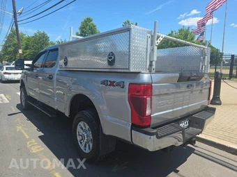 2020 Ford Super Duty F-350 XLT Crew Cab Medium Bed - miniatura 6