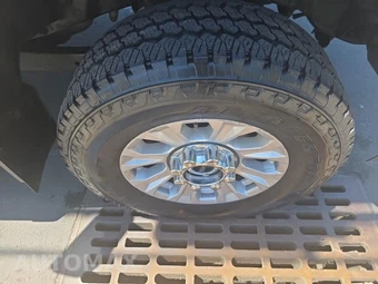 2020 Ford Super Duty F-350 XLT Crew Cab Medium Bed - miniatura 9