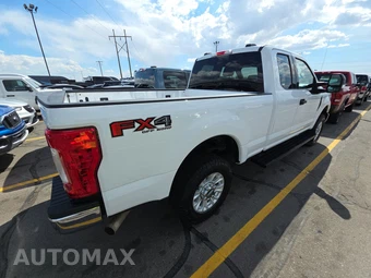 2020 Ford Super Duty F-350 XLT Extended Cab Medium Bed w/Rear Doors - miniatura 4