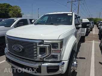2020 Ford Super Duty F-450 Lariat Crew Cab Long Bed DRW