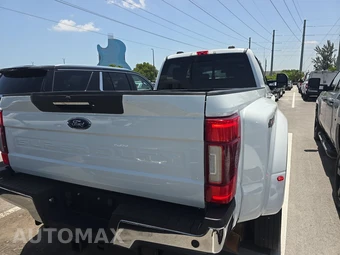 2020 Ford Super Duty F-450 Lariat Crew Cab Long Bed DRW - miniatura 4