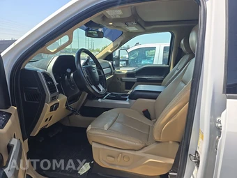 2020 Ford Super Duty F-450 Lariat Crew Cab Long Bed DRW - miniatura 7