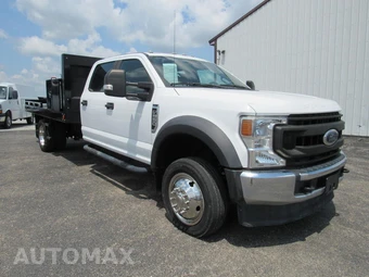 2020 Ford Super Duty F-550 Cab Chassis XL Crew Cab DRW - miniatura 1