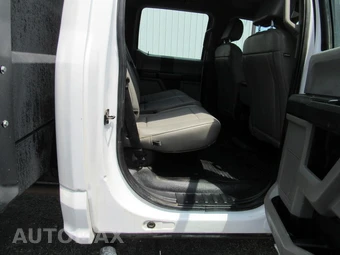 2020 Ford Super Duty F-550 Cab Chassis XL Crew Cab DRW - miniatura 15