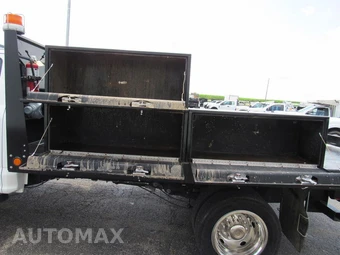 2020 Ford Super Duty F-550 Cab Chassis XL Crew Cab DRW - miniatura 25