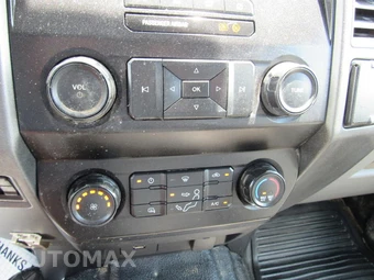 2020 Ford Super Duty F-550 Cab Chassis XL Crew Cab DRW - miniatura 36