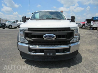 2020 Ford Super Duty F-550 Cab Chassis XL Crew Cab DRW - miniatura 8